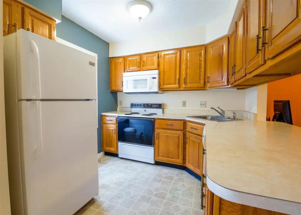 36 Brickyard Road Essex VT 05452