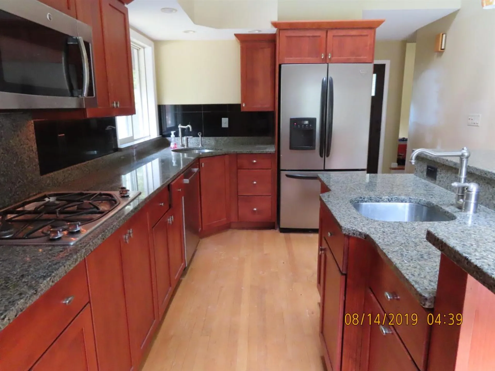 24 Easthill Drive Hudson NH 03051