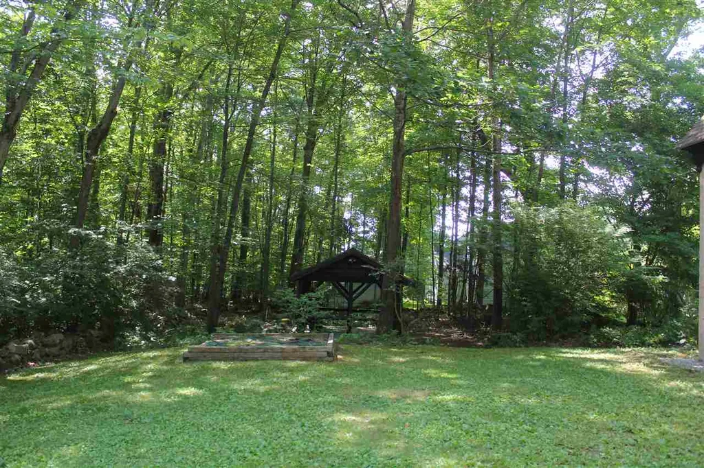 16 Kensington Road Concord NH 03301