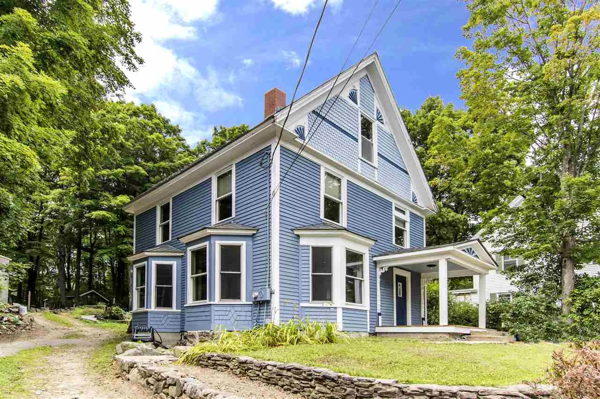 32 Spring Street Newmarket NH 03857