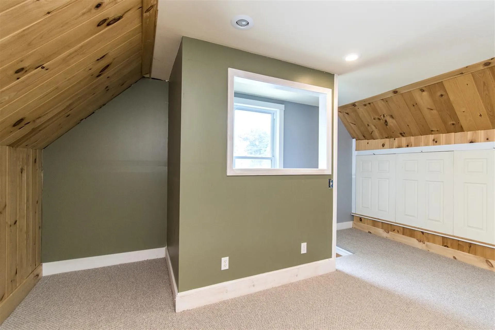 32 Spring Street Newmarket NH 03857