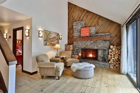 217 Falcon Loop West Rochester VT 05767