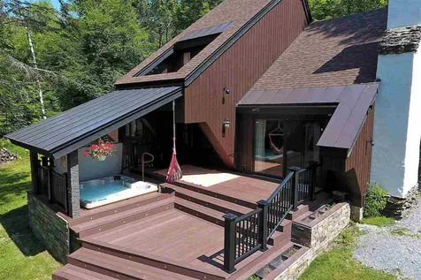 217 Falcon Loop West Rochester VT 05767