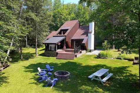 217 Falcon Loop West Rochester VT 05767