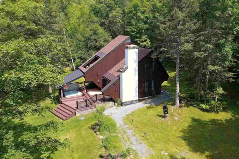 217 Falcon Loop West Rochester VT 05767