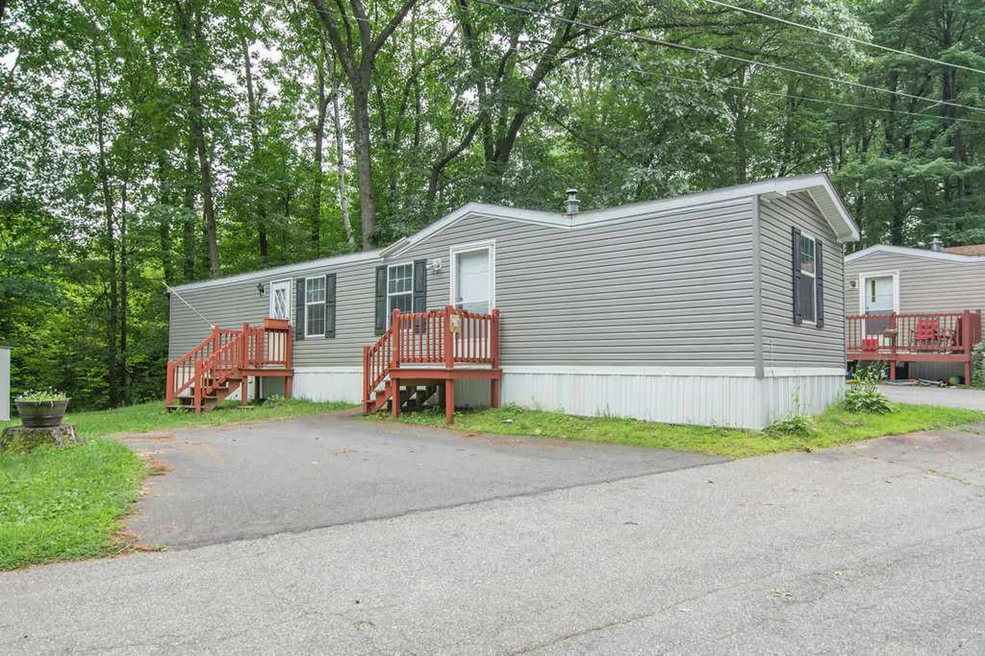 8 Garnet Lane Merrimack NH 03054