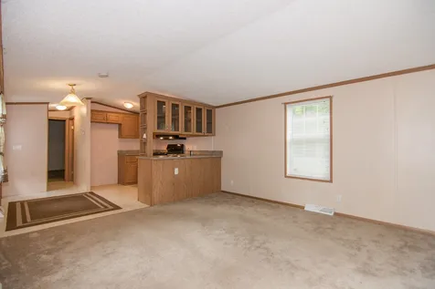 8 Garnet Lane Merrimack NH 03054