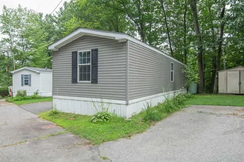 8 Garnet Lane Merrimack NH 03054
