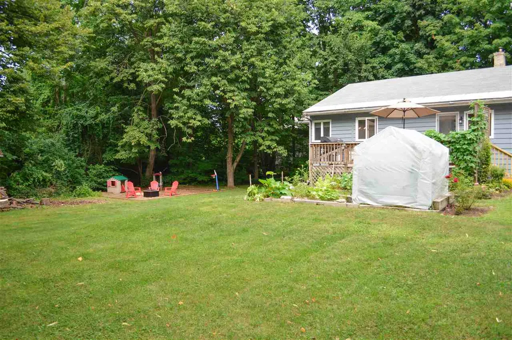66 Woodburn Street Keene NH 03431