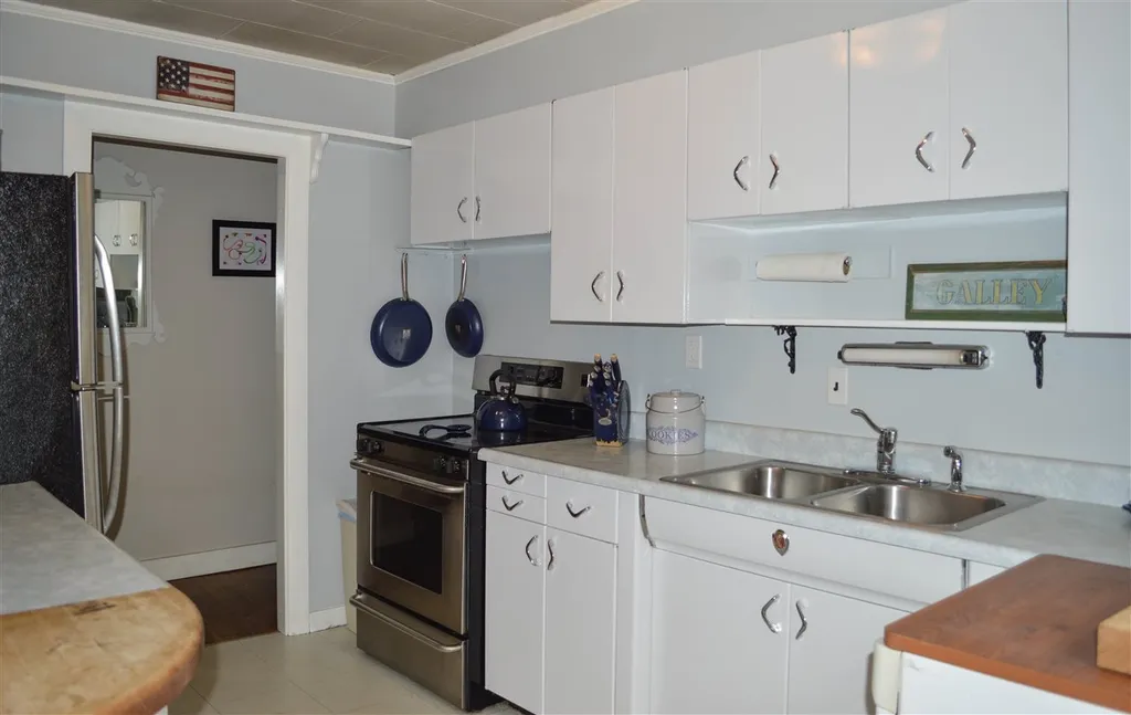 66 Woodburn Street Keene NH 03431