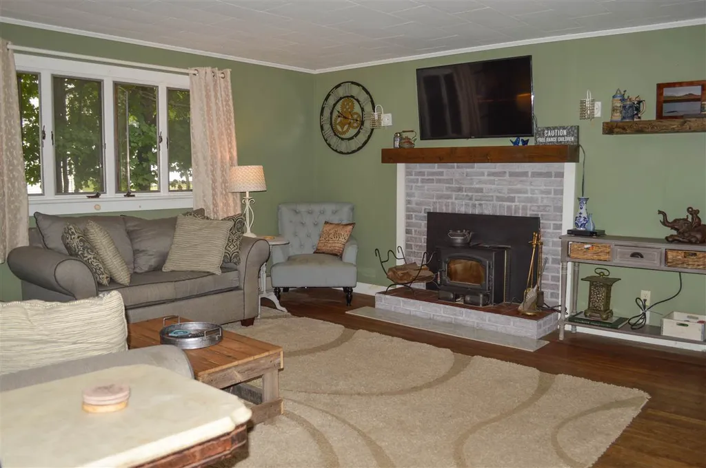 66 Woodburn Street Keene NH 03431