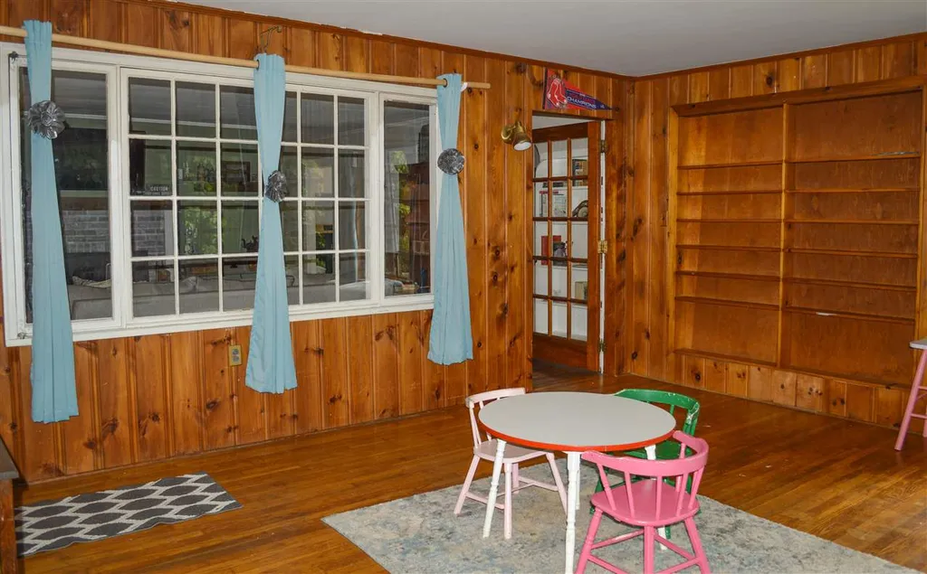66 Woodburn Street Keene NH 03431