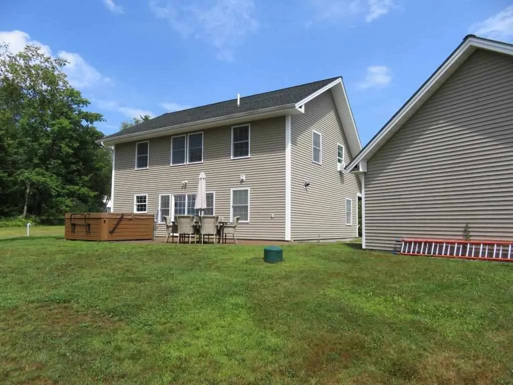 81 Barney Hill Road Grafton NH 03240