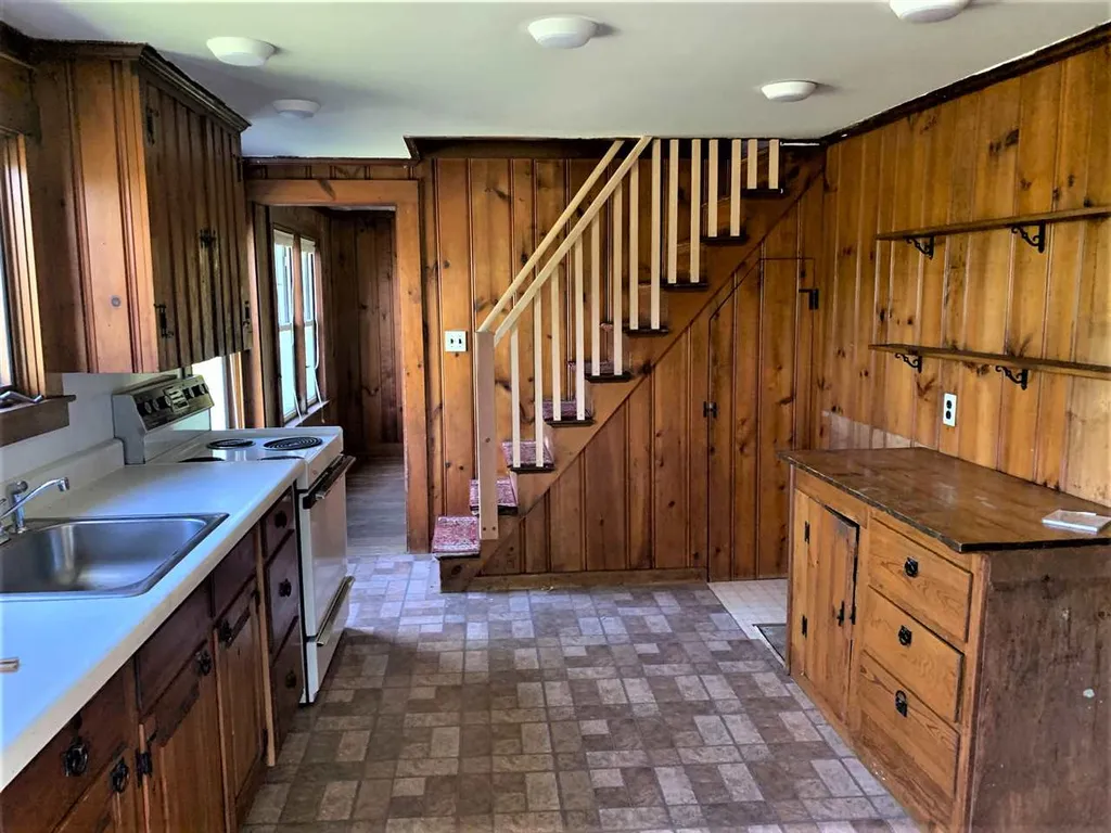 994 Franklin Highway Andover NH 03216