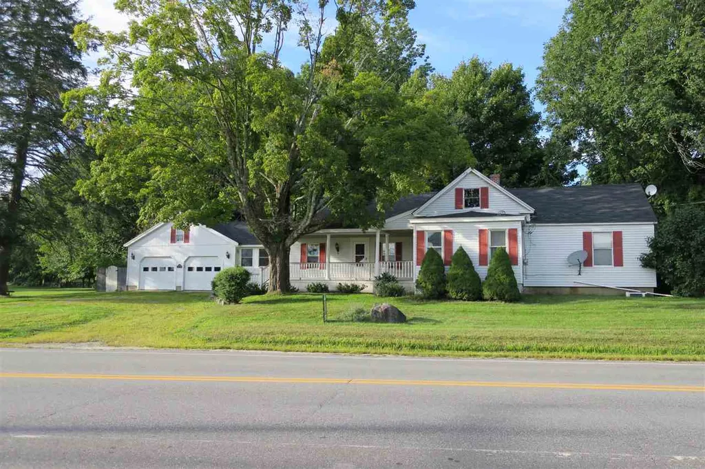 98 Exeter Road Kingston NH 03848