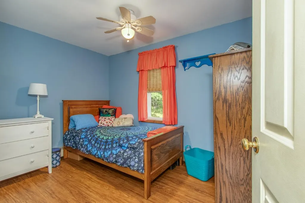 72 Lafrance Road Weare NH 03281