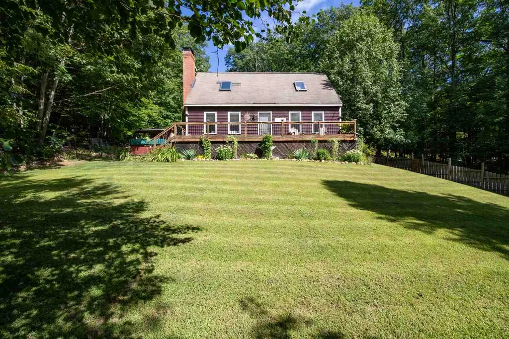 72 Lafrance Road Weare NH 03281