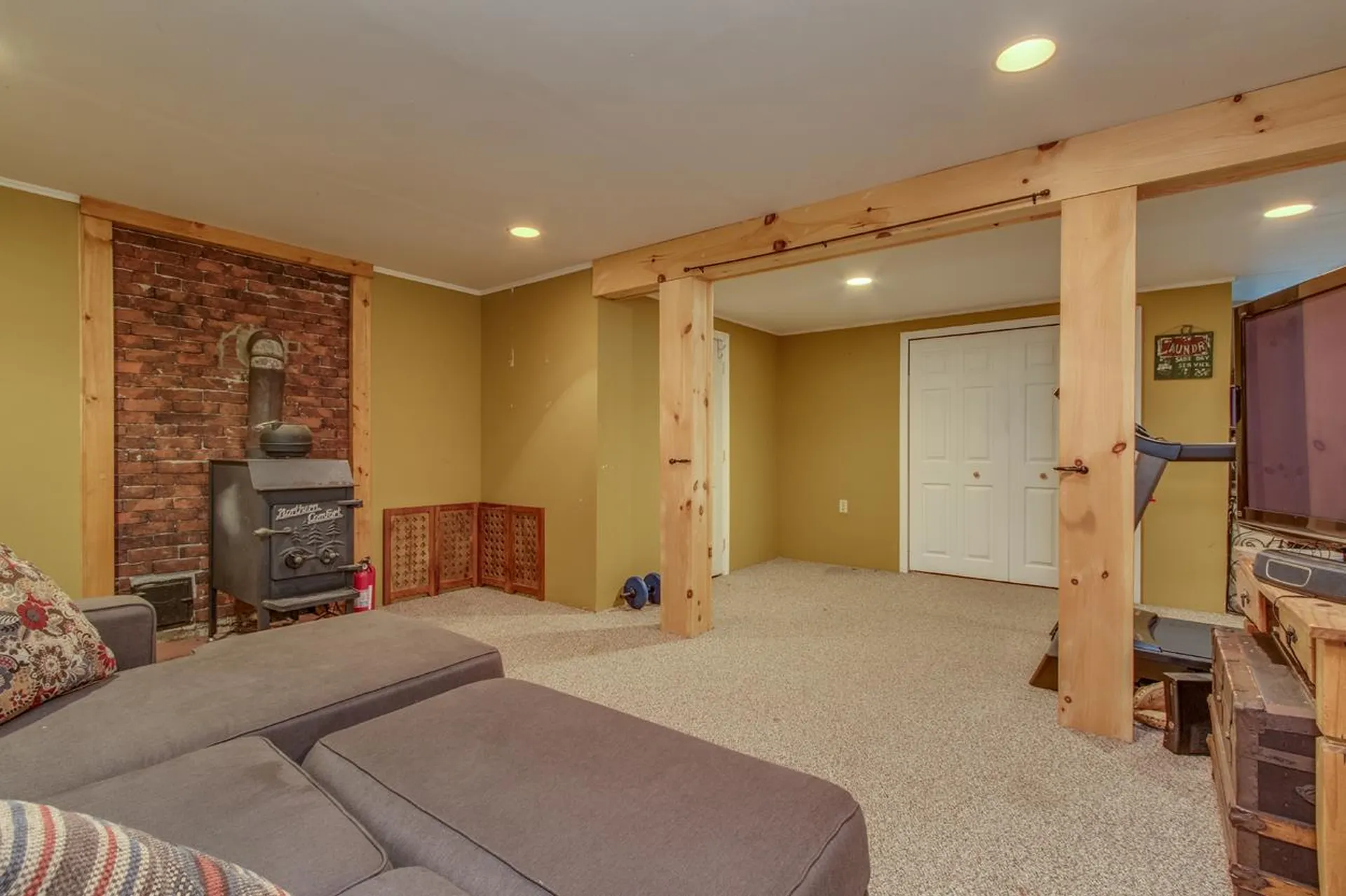 72 Lafrance Road Weare NH 03281