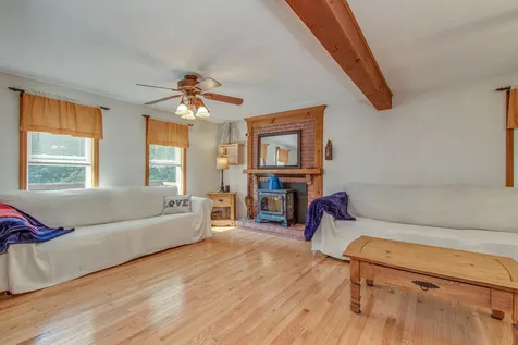 72 Lafrance Road Weare NH 03281