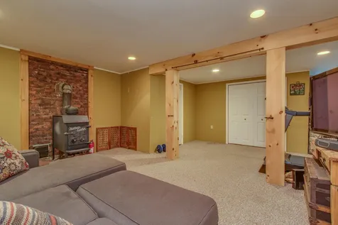 72 Lafrance Road Weare NH 03281