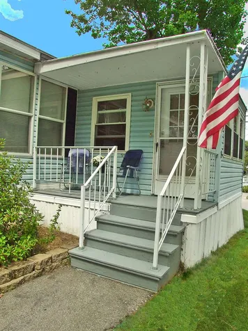 1 Oak Hill Drive Hampstead NH 03841