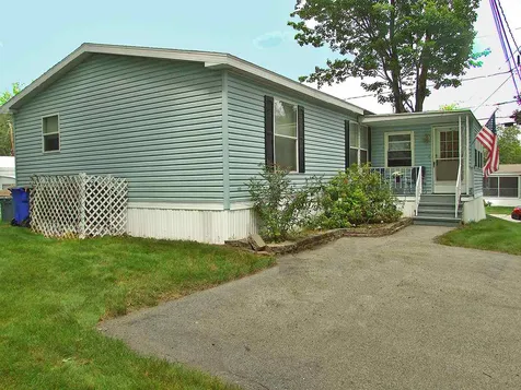1 Oak Hill Drive Hampstead NH 03841