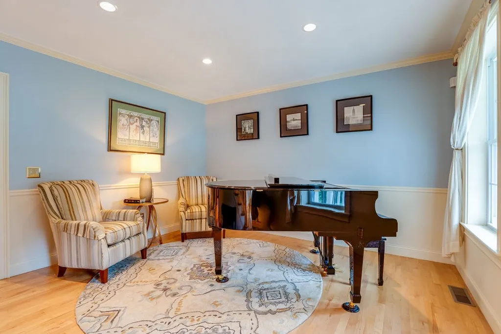 5 Hoyt Pond Road Madbury NH 03823