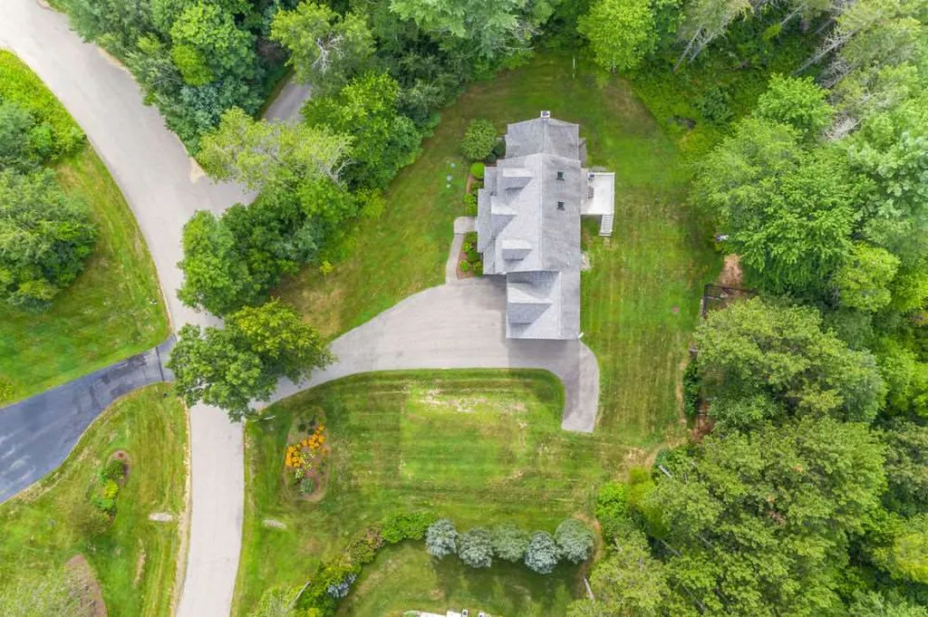 5 Hoyt Pond Road Madbury NH 03823