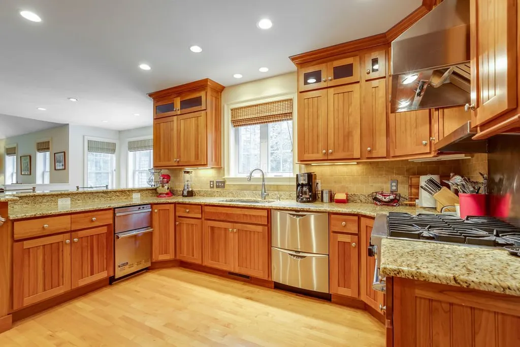 5 Hoyt Pond Road Madbury NH 03823