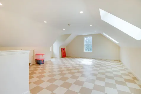 5 Hoyt Pond Road Madbury NH 03823