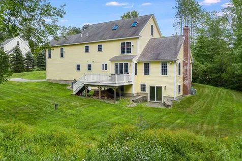 5 Hoyt Pond Road Madbury NH 03823
