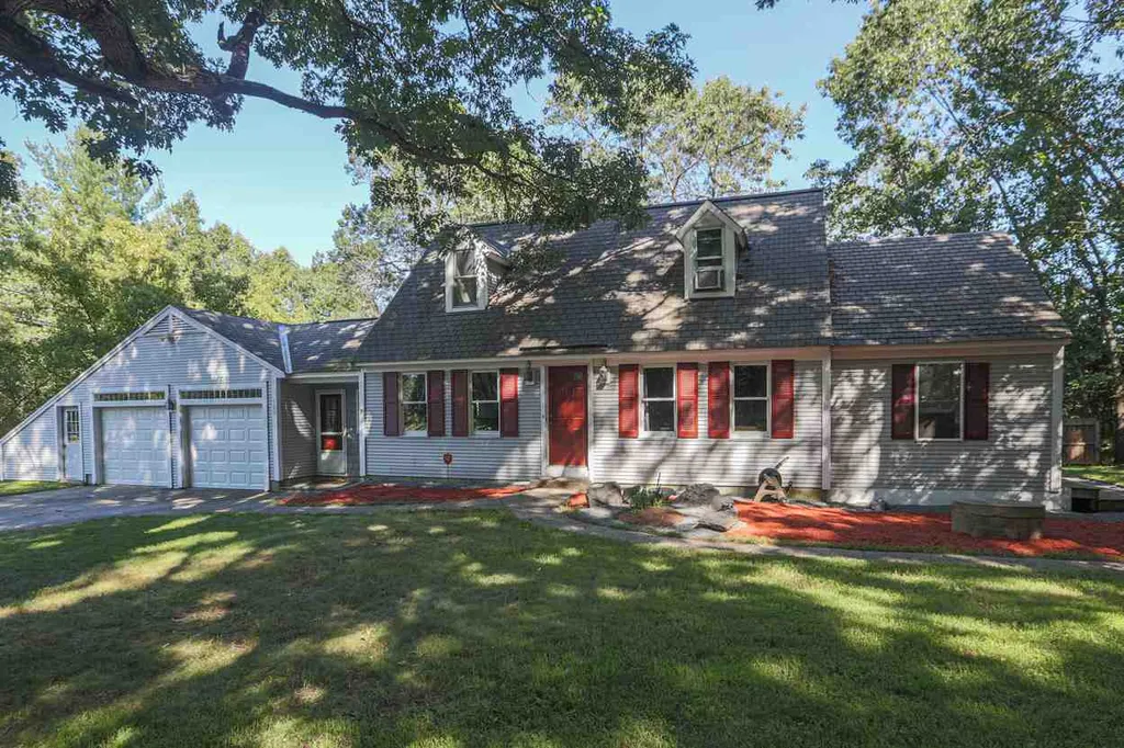 109 Souhegan Avenue Amherst NH 03031
