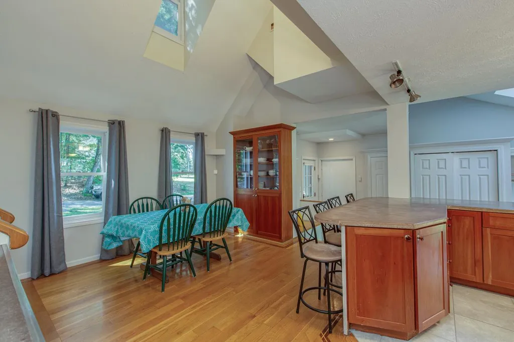 109 Souhegan Avenue Amherst NH 03031