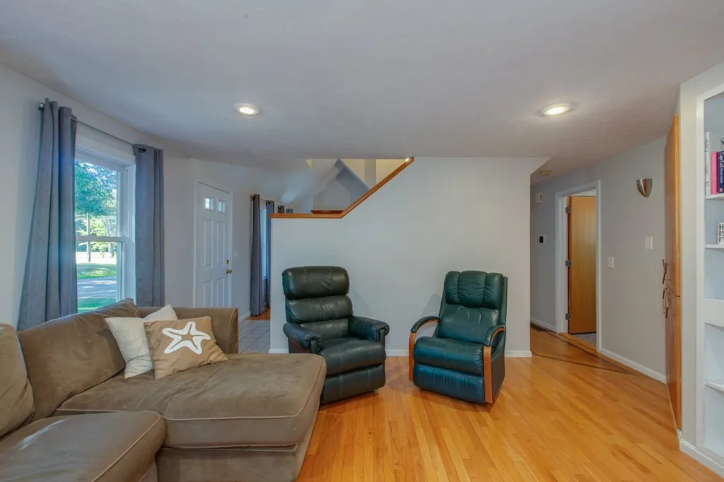 109 Souhegan Avenue Amherst NH 03031