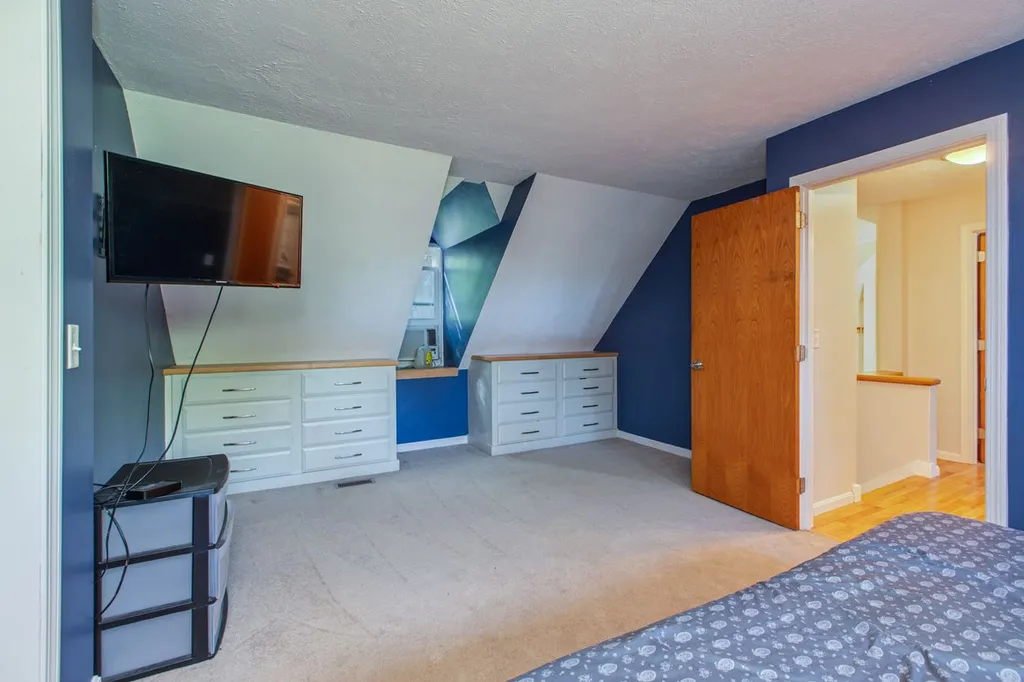 109 Souhegan Avenue Amherst NH 03031
