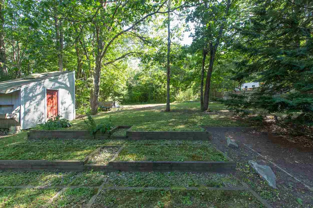 109 Souhegan Avenue Amherst NH 03031