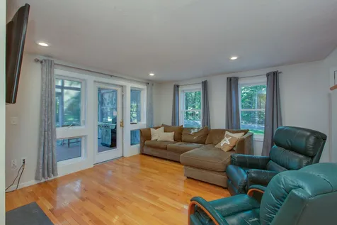 109 Souhegan Avenue Amherst NH 03031