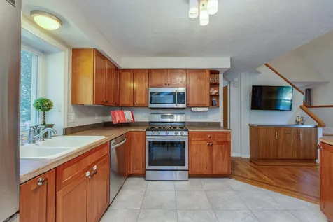 109 Souhegan Avenue Amherst NH 03031