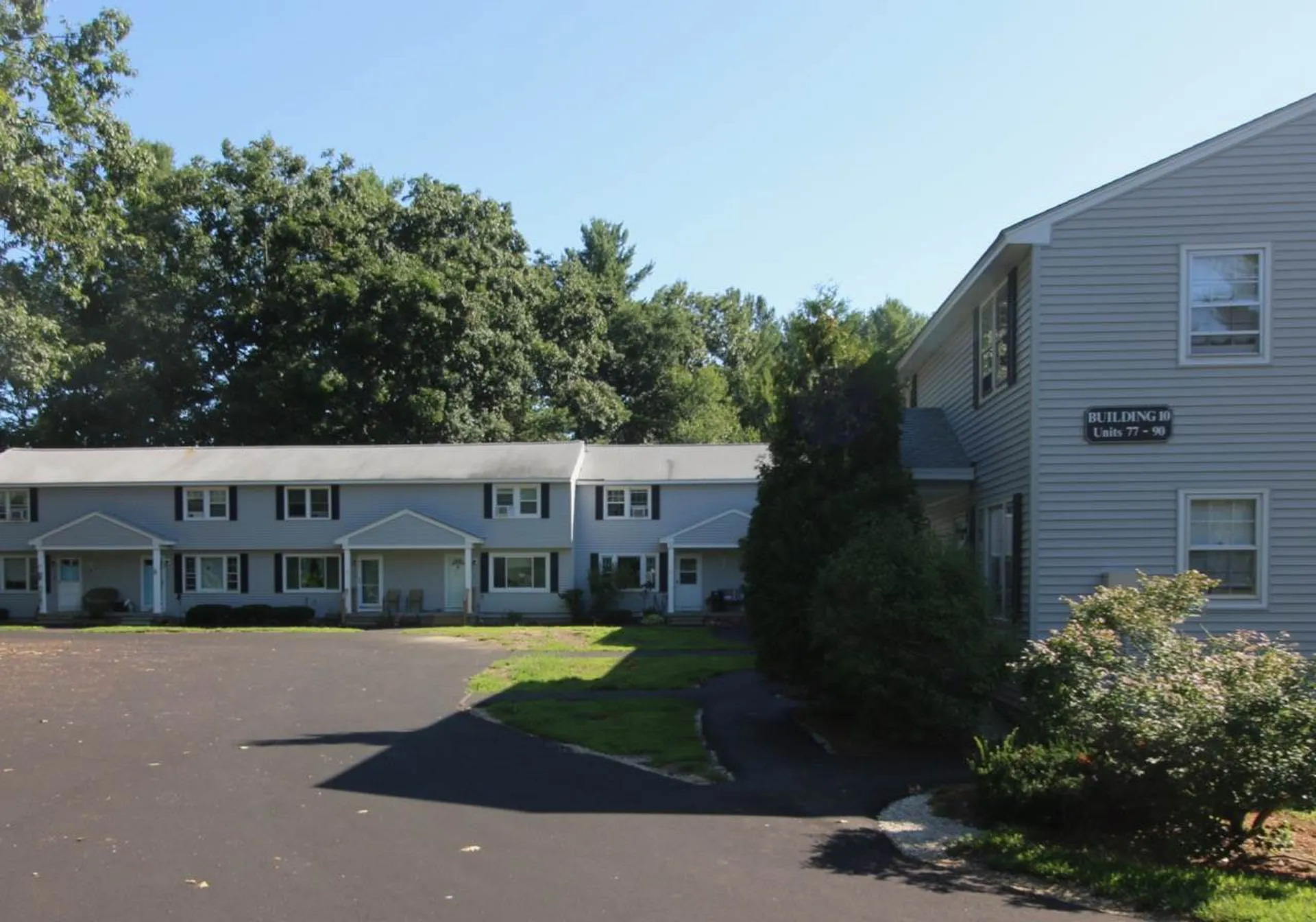 83 Granite Street Londonderry NH 03053