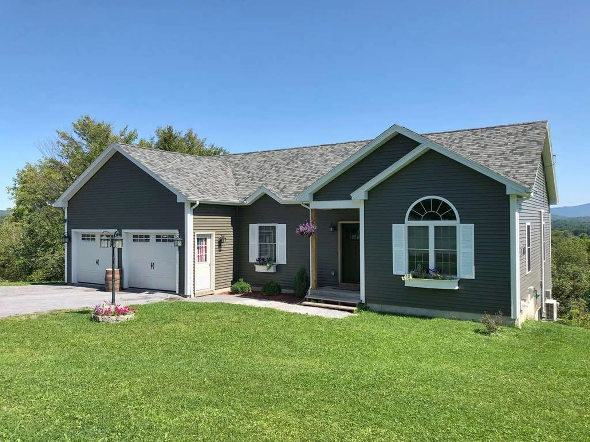 28 Rock View Road Fairfax VT 05454