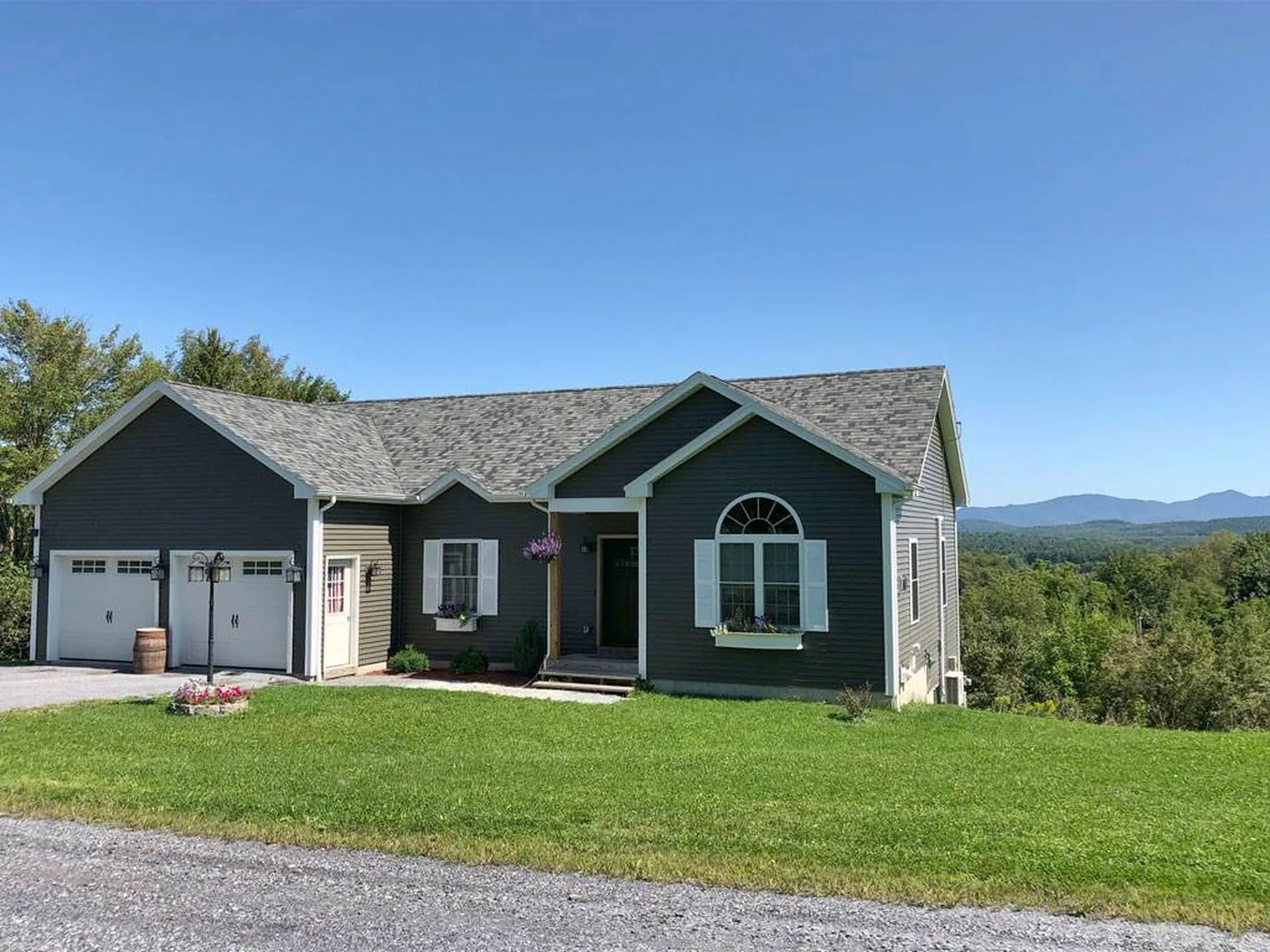 28 Rock View Road Fairfax VT 05454