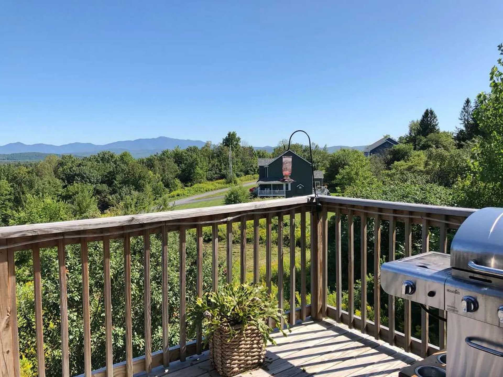 28 Rock View Road Fairfax VT 05454