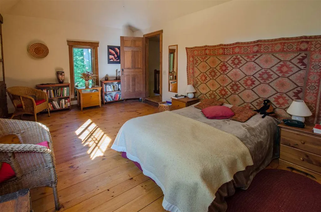 30 Crouse Road Alexandria NH 03222