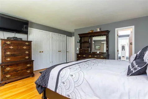 33 Village Drive Colchester VT 05446