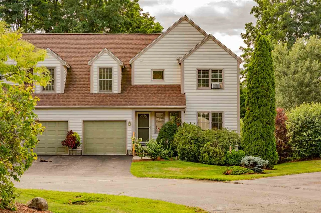 21 White Lilac Way Colchester VT 05446