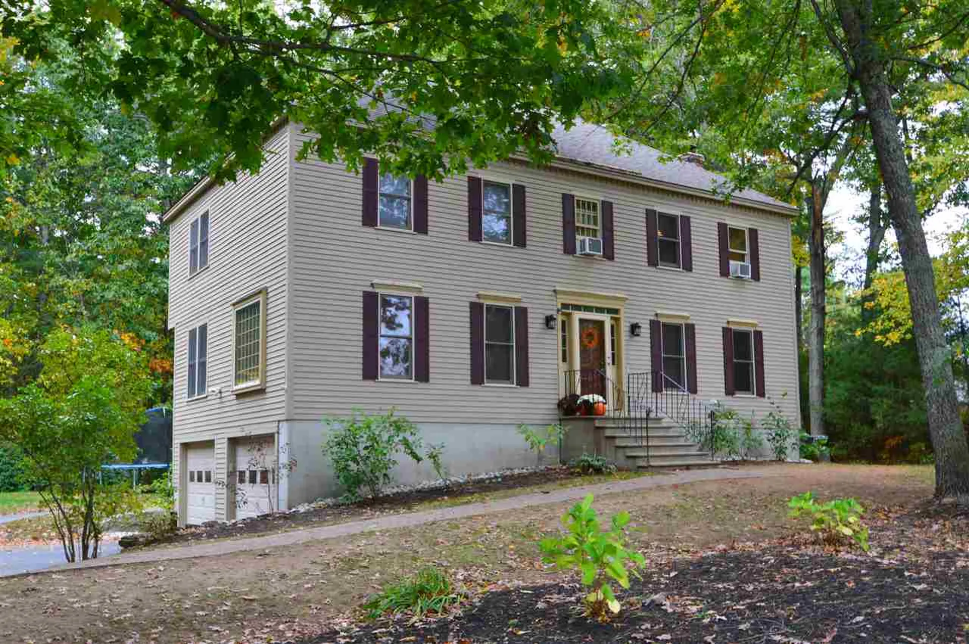 3 Applewood Drive Derry NH 03038
