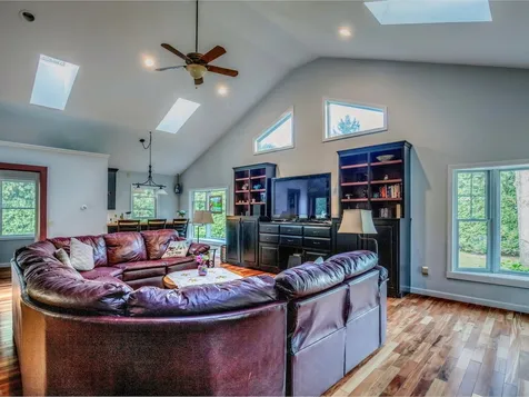 197 Olde Orchard Lane Shelburne VT 05482