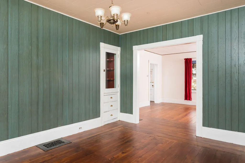 217 Myrtle Avenue Portsmouth NH 03801