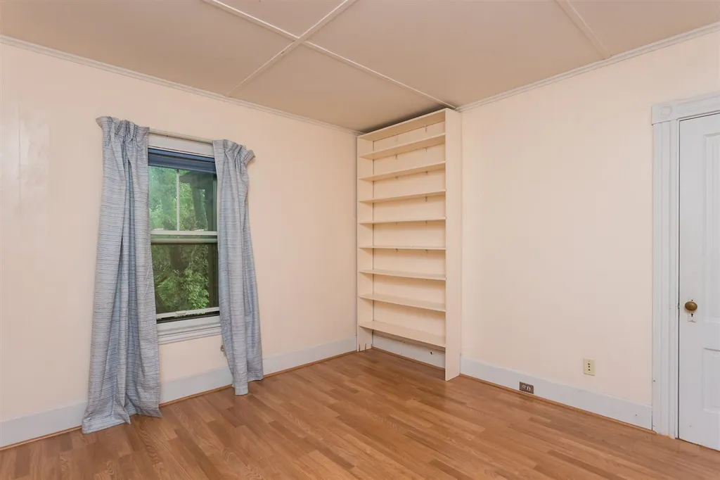 217 Myrtle Avenue Portsmouth NH 03801