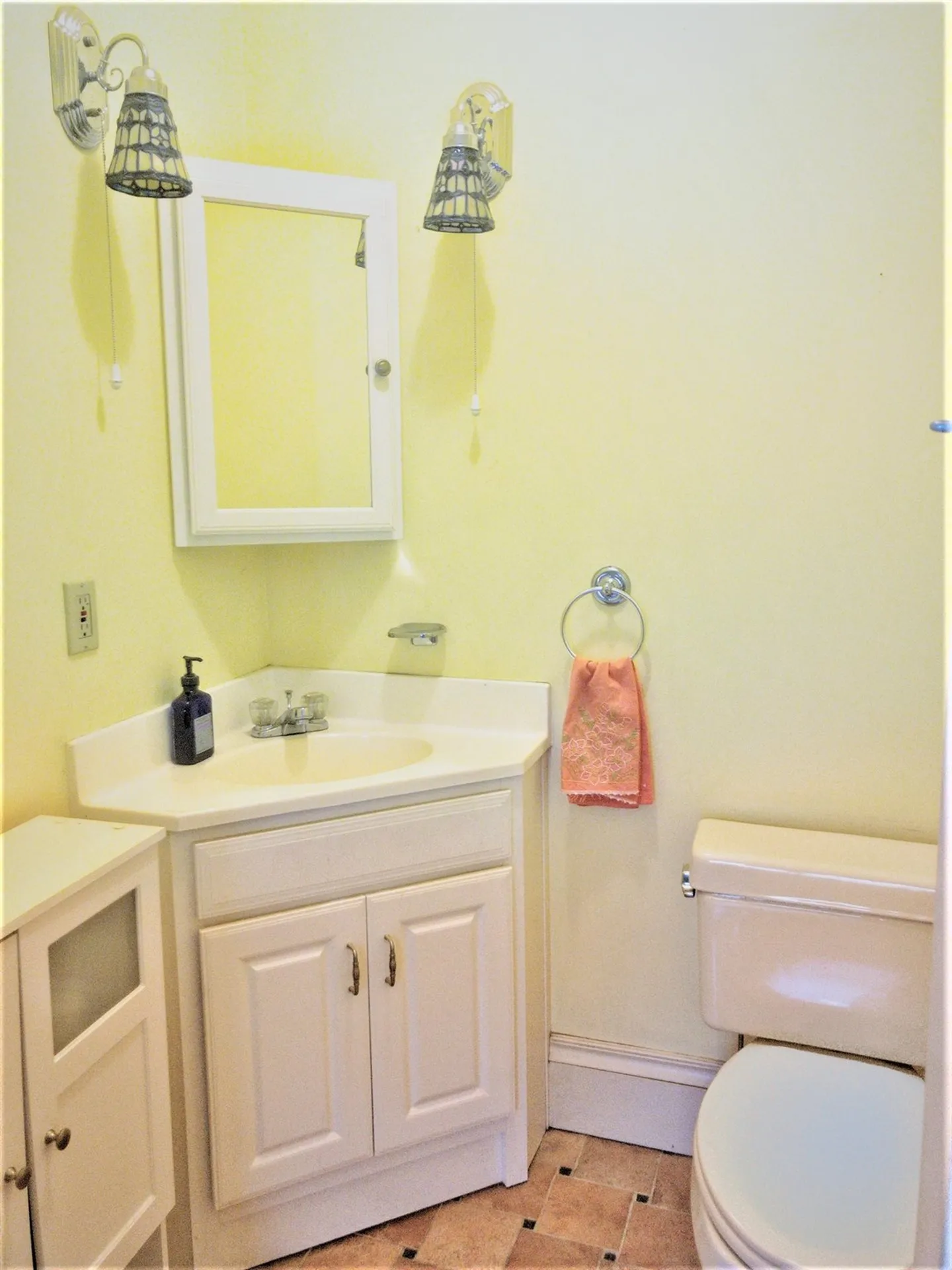 217 Myrtle Avenue Portsmouth NH 03801